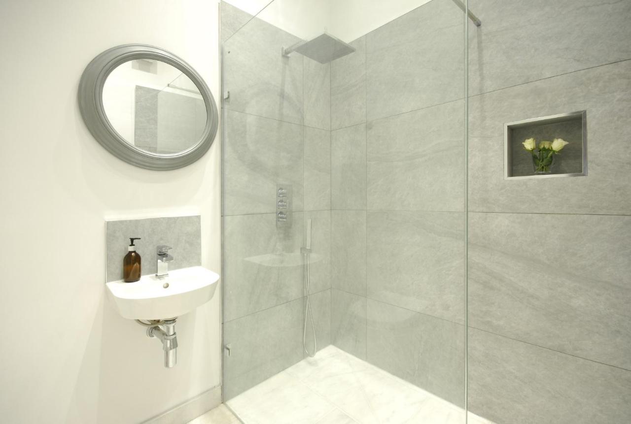 Topside House - Beautiful 7 Bedroom House With Hottub Wifi And Parking Near Bath Wells Frome Oakhill Exterior foto
