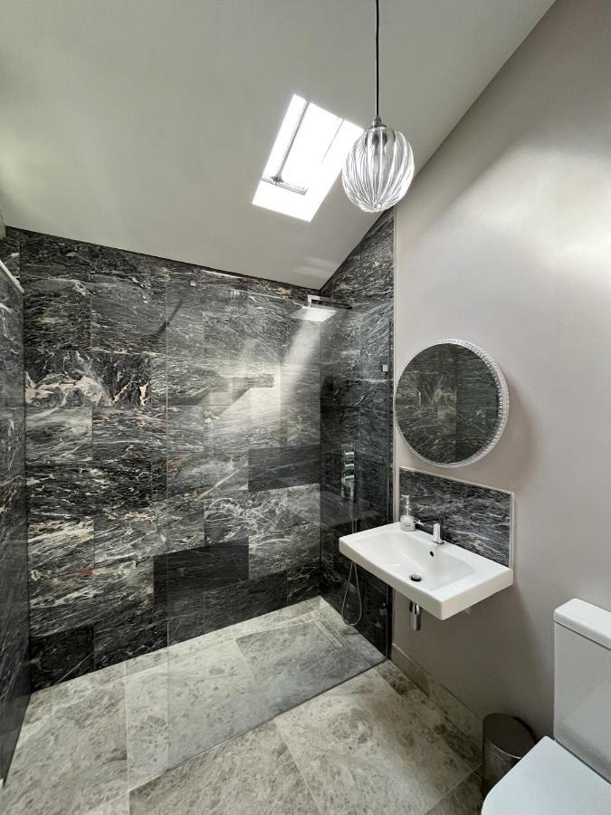 Topside House - Beautiful 7 Bedroom House With Hottub Wifi And Parking Near Bath Wells Frome Oakhill Exterior foto