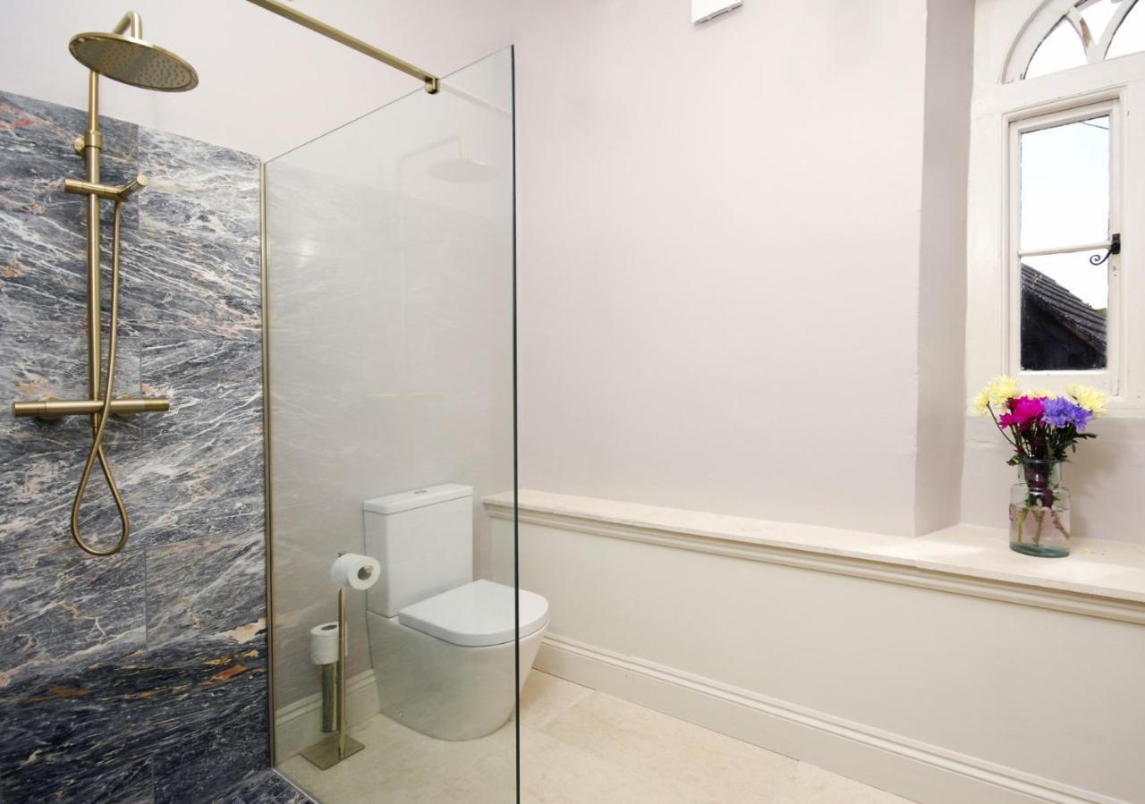 Topside House - Beautiful 7 Bedroom House With Hottub Wifi And Parking Near Bath Wells Frome Oakhill Exterior foto