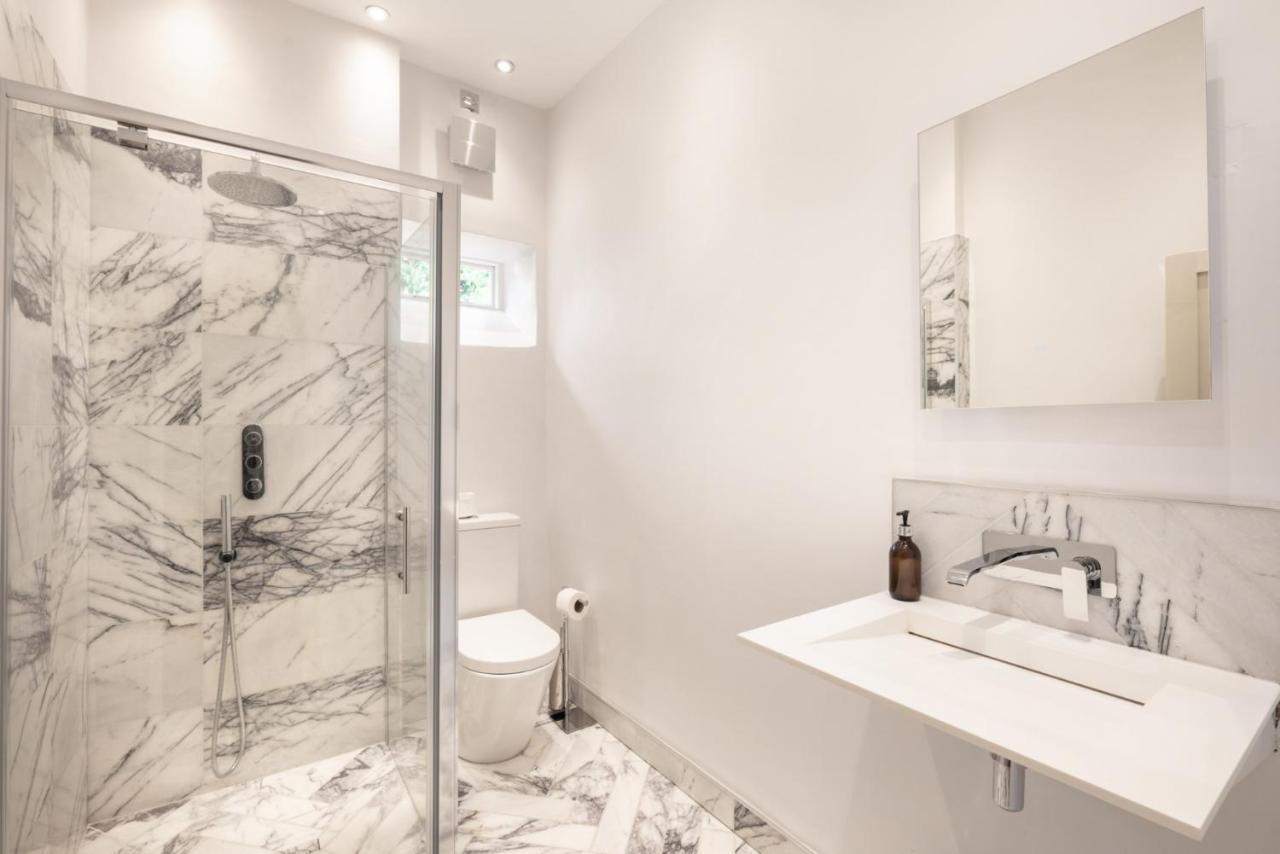 Topside House - Beautiful 7 Bedroom House With Hottub Wifi And Parking Near Bath Wells Frome Oakhill Exterior foto