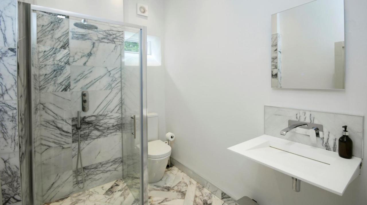 Topside House - Beautiful 7 Bedroom House With Hottub Wifi And Parking Near Bath Wells Frome Oakhill Exterior foto